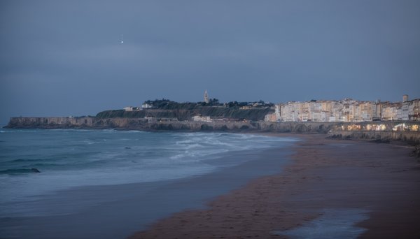Biarritz en hiver : le camping un choix astucieux ou aventure téméraire ?